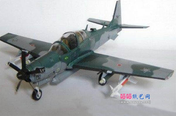 Super Tucano(超巨嘴鸟)纸模型免费下载及纸模制作教程