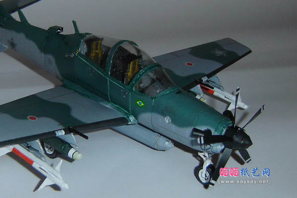 Super Tucano(超巨嘴鸟)纸模型免费下载及纸模制作教程