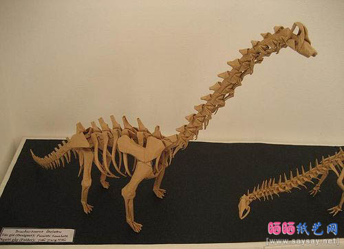 一组恐龙骨架折纸作品欣赏-共13款