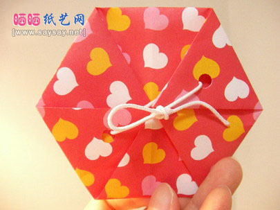 六角型卡片折纸教程-送妈妈生日贺卡制作步骤5