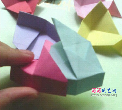 8色礼盒折纸实拍教程步骤22