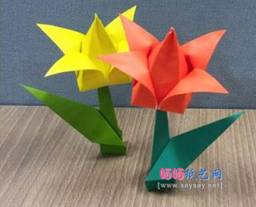 漂亮的折纸郁金香成品图