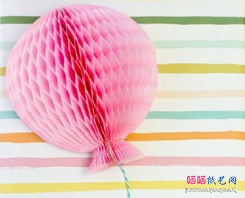 折纸蜂窝热气球成品图