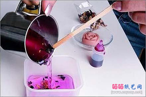 玫瑰手工香皂的制作步骤4
