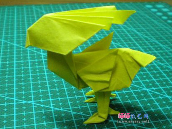 神谷折纸黄色小鸟（陆行鸟）成品图2