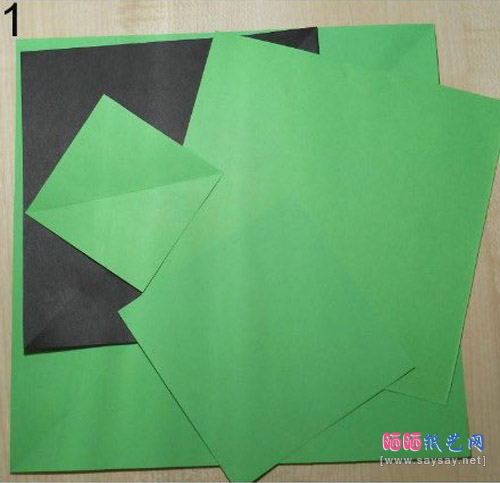 立体圣诞树手工折纸图片教程1