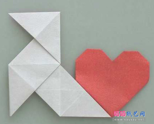 小鸟与心手工折纸成品图