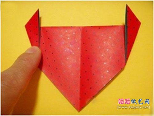 可爱草莓手工折纸详细步骤图片5