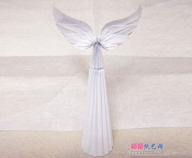 天使之翼手工折纸成品图