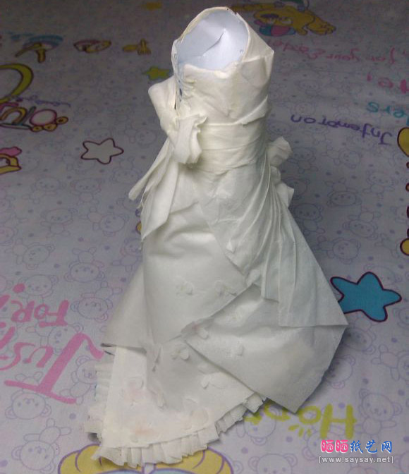 用卫生纸制做婚纱手工DIY教程图片步骤39