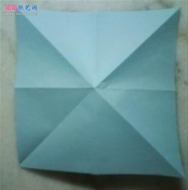 手工折纸实用漂亮蝴蝶结的折法教程的详细图片步骤5