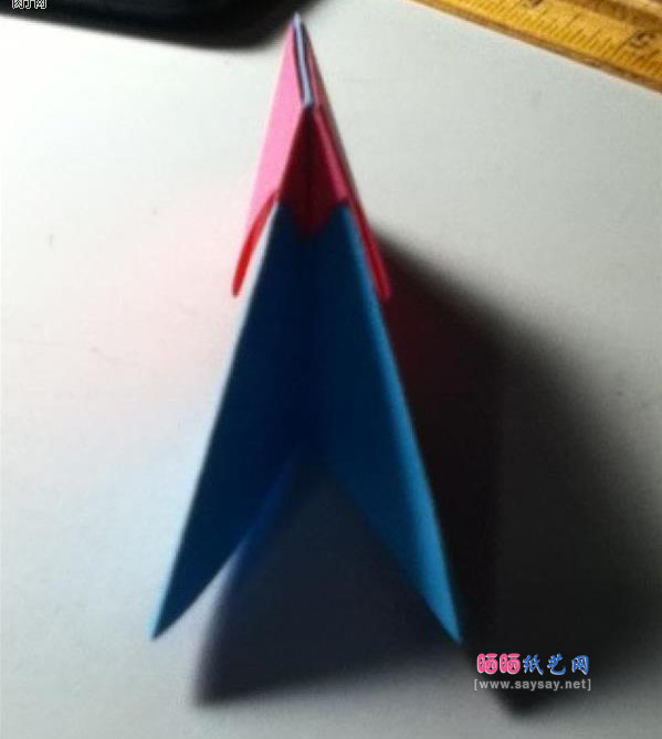 好玩的儿童玩具折纸飞镖的折法图片步骤10