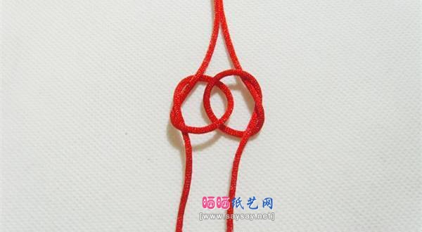 订情物DIY制作：同心结手绳编织方法