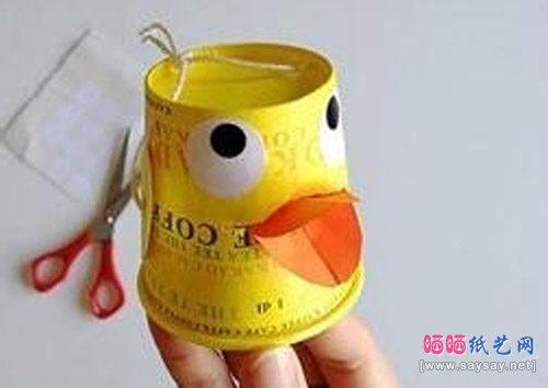 幼儿园手工制作教程 一次性纸杯DIY可爱鸭子