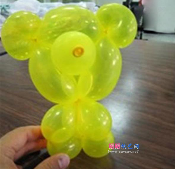 简单又可爱的泰迪熊DIY 魔术气球造型制作教程
