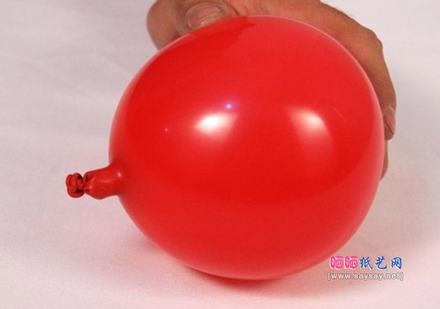 魔术气球教程基础篇之简易气球苹果的制作方法