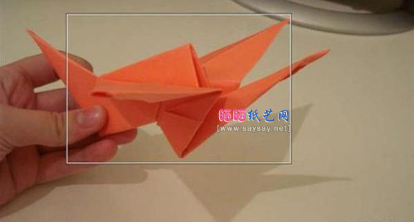 会煽动翅膀的千纸鹤手工折纸详细步骤图解