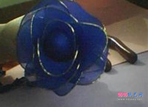 丝袜玫瑰的做法 丝网花蓝色妖姬手工制作教程图解