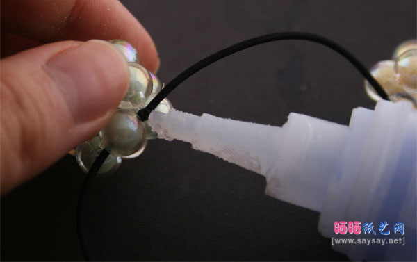 清新可爱晶莹剔透水晶串珠发绳手工制作详细图解教程
