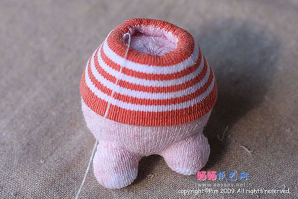 袜子娃娃 可爱围巾小熊的制作教程