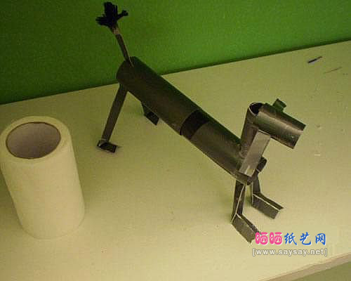 如何用废纸盒手工制作时尚个性纸巾架子