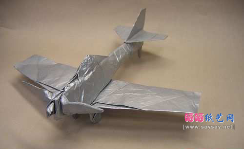 宫岛登螺旋桨飞机的折法教程 飞机折纸大全