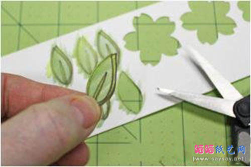 素雅小白花手工制作教程 纸花折纸大全