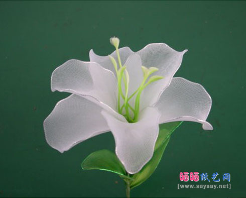简单几步学会DIY漂亮丝网花百合花的制作方法教程