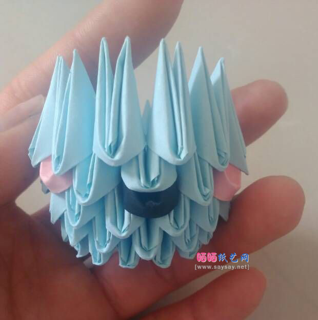 三角插可爱的章鱼宝宝手工折纸教程