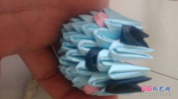 三角插可爱的章鱼宝宝手工折纸教程