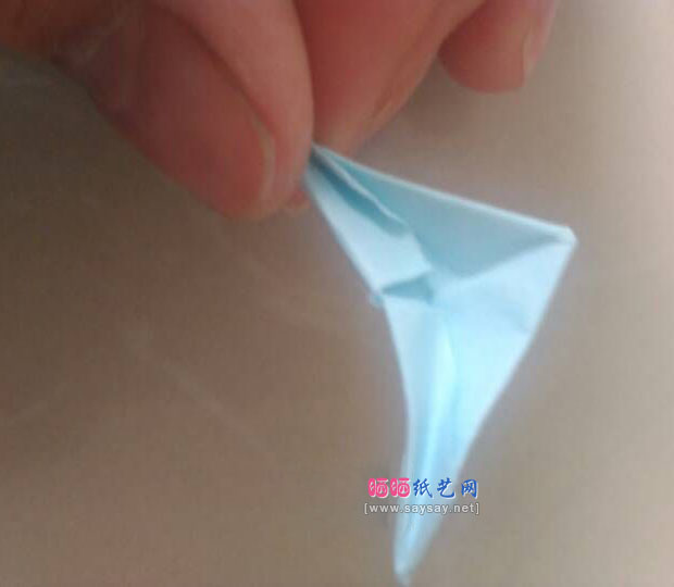 三角插可爱的章鱼宝宝手工折纸教程