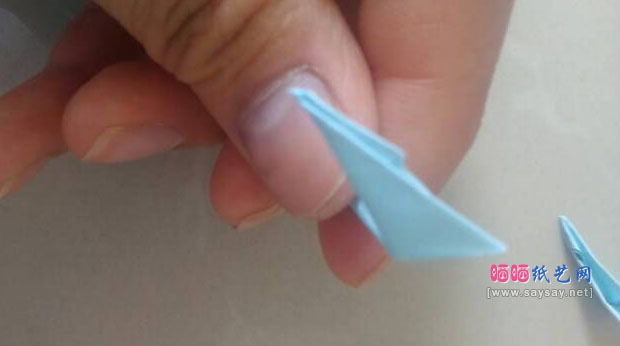 三角插可爱的章鱼宝宝手工折纸教程