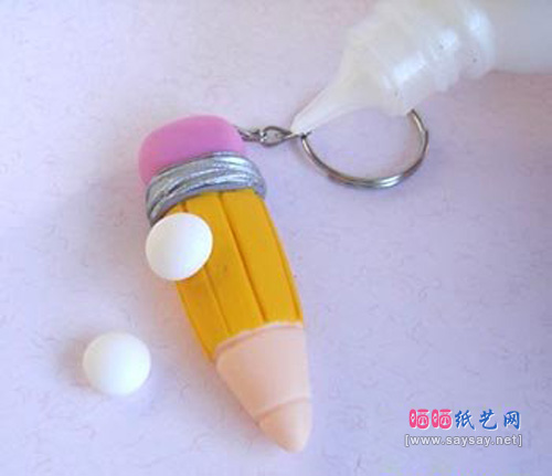 用面粉制作萌萌哒卡通铅笔钥匙链