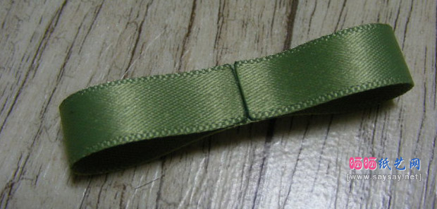 漂亮钮扣蝴蝶结发圈手工制作教程