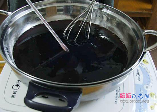 祛痘护肤一步到位 紫草手工皂制作方法图解教程