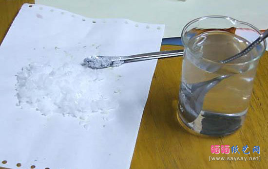 祛痘护肤一步到位 紫草手工皂制作方法图解教程
