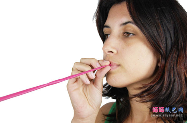 粉嫩小猪魔术气球动物造型制作教程详细图解