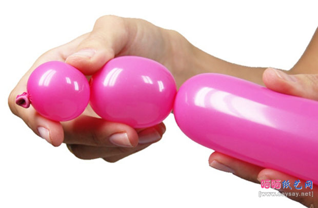 粉嫩小猪魔术气球动物造型制作教程详细图解