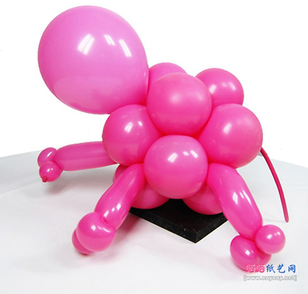 粉嫩小猪魔术气球动物造型制作教程详细图解