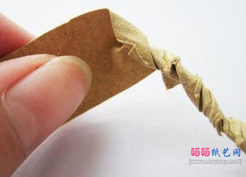 牛皮纸信封+废弃玻璃罐制作唯美田园风格花瓶
