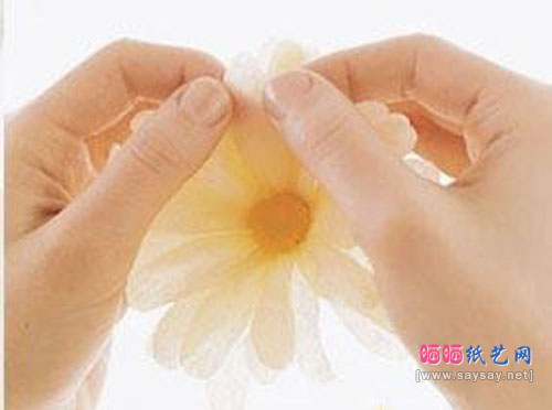 清新纸花小雏菊手工DIY方法 纸艺花制作教程大全4