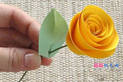 手工制作卷纸清新玫瑰花纸艺制作教程