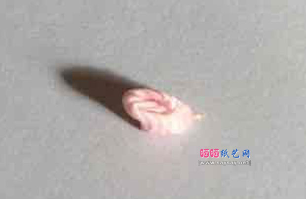 精致布艺樱花发夹制作详细图解教程 第6步