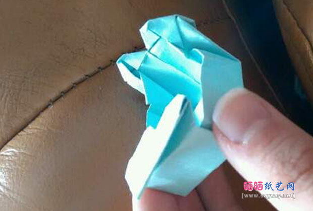 双心盒子纸艺制作详细教程 第28步