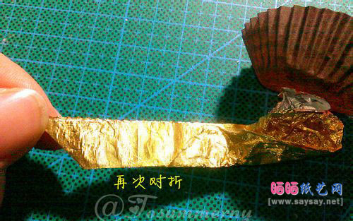 用糖果纸折出精彩的费列罗天使手工折纸实拍教程10