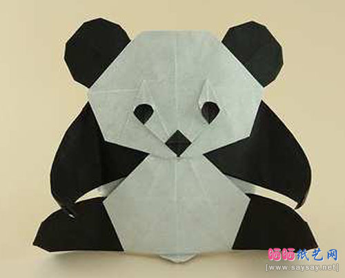 QuentinTrollip的手工折纸熊猫的折法图谱教程完成效果图
