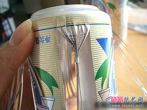废物利用手工制作易拉罐DIY超华丽椅子教程步骤-束起来