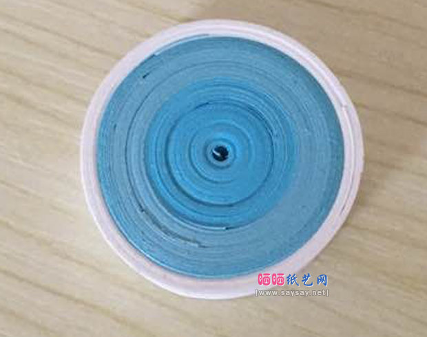 纸艺手工制作鸡尾酒杯衍纸图解教程🍸第5步