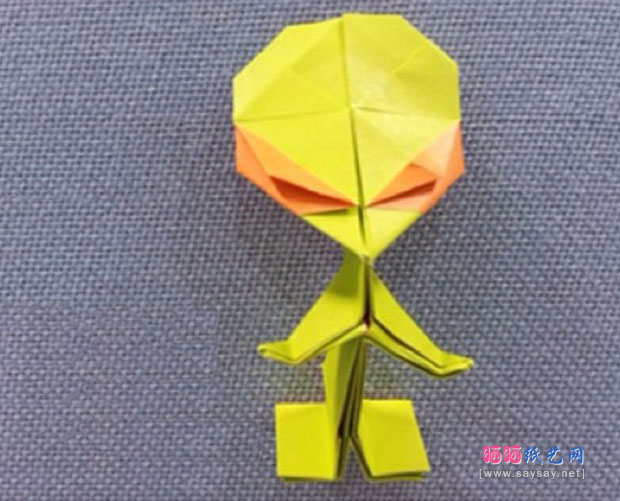 如何制作纸艺外星人折纸实拍图片教程