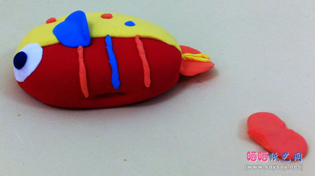 可爱软陶翻车鱼冰箱贴手工制作图文教程